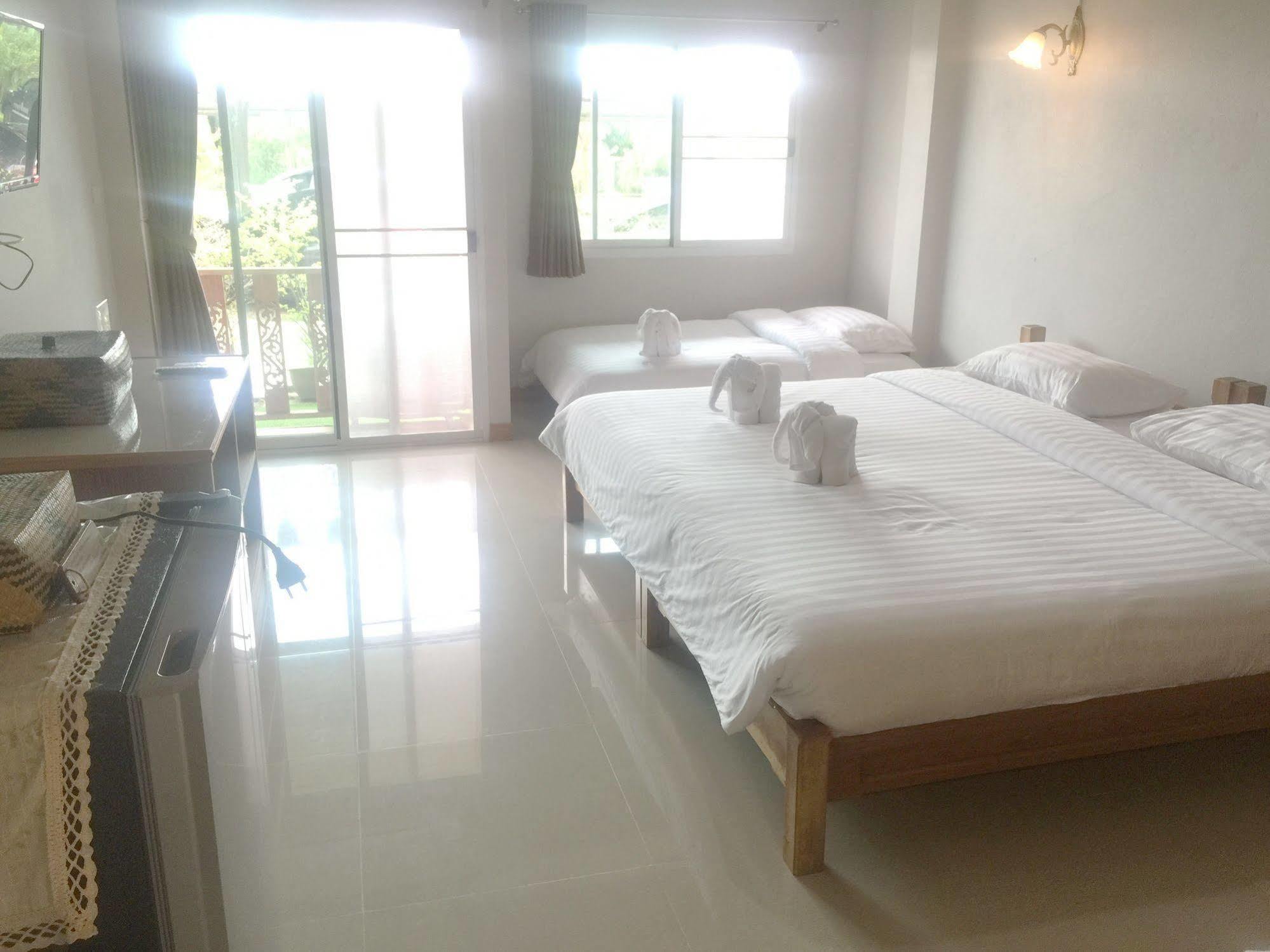 Baan Bangrak Residence Trang Εξωτερικό φωτογραφία