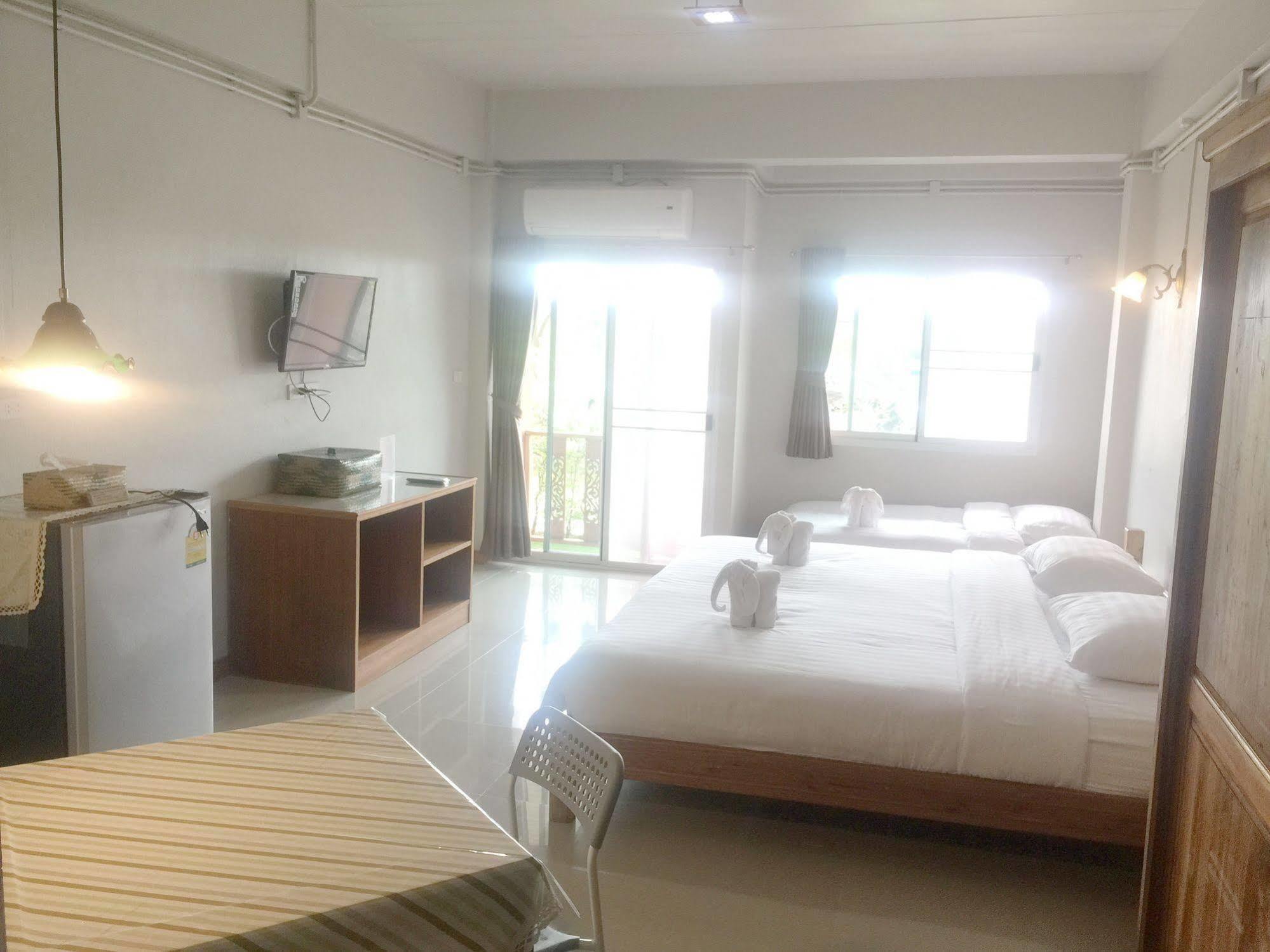 Baan Bangrak Residence Trang Εξωτερικό φωτογραφία